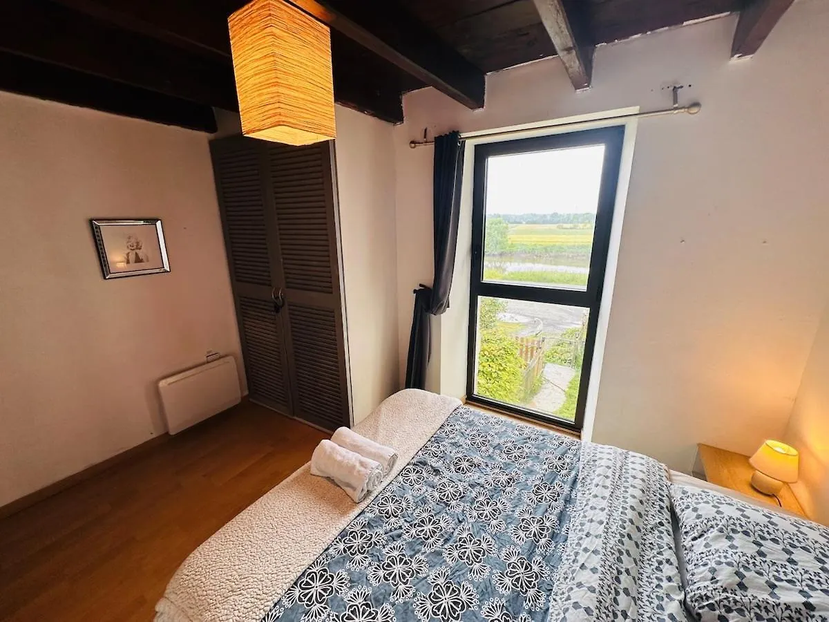 Maison Au Calme Pour 9 Personnes La Chapelle-de-Brain